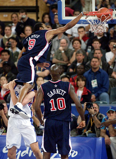 Vince Carter looks back at 2000 slam dunk contest
